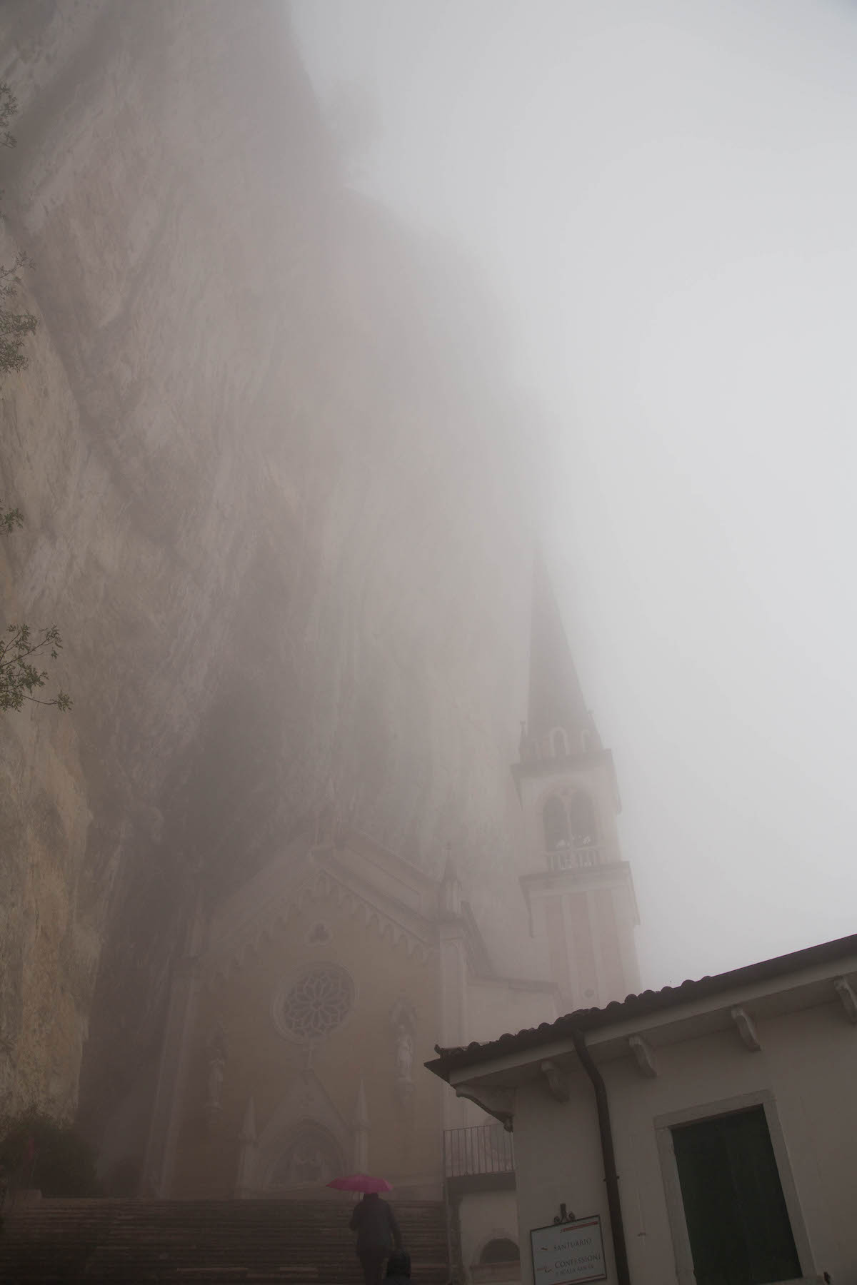 madonna della corona fog